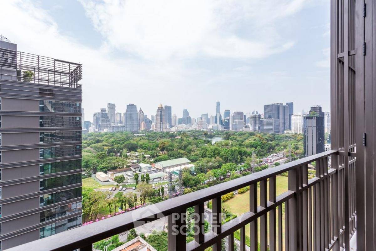 picture 2-BR Condo at Muniq Langsuan near BTS Ratchadamri (ID 1999579) - 3/26