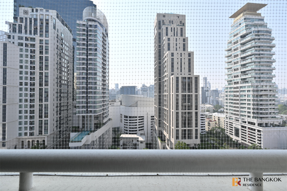 picture Baan Suanpetch near BTS Phrom Phong Live the Luxury Style in a High-potential Location - 7/10
