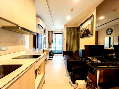 Condos for sale Khlong Toei : Cheap sale Vtara Sukhumvit 36 Vtara Sukhumvit 36 near BTS Thonglor 30 sq m. Beautifully decorated