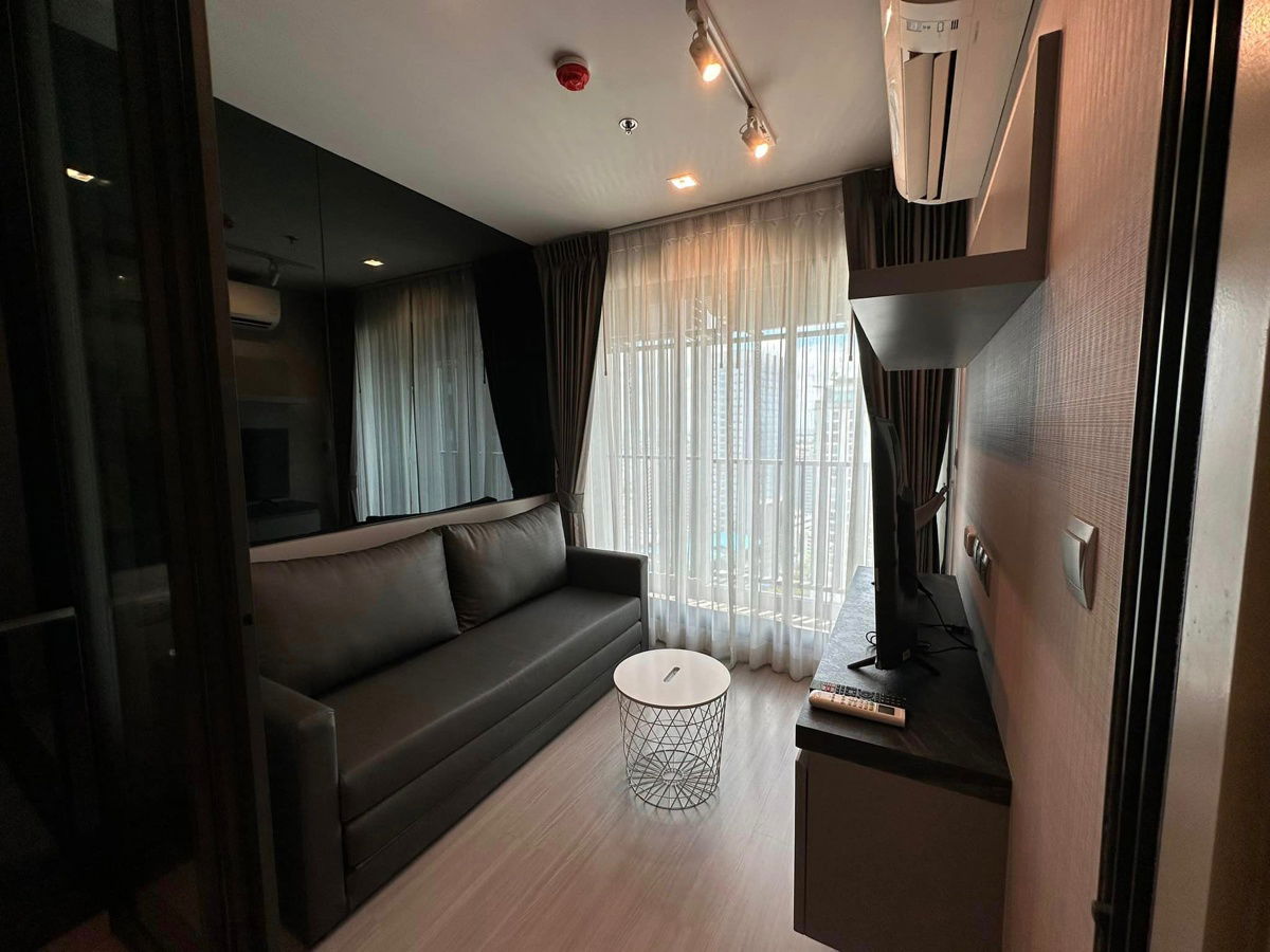 picture Life Ladprao ( S-LP136 ) For Rent - 3/22