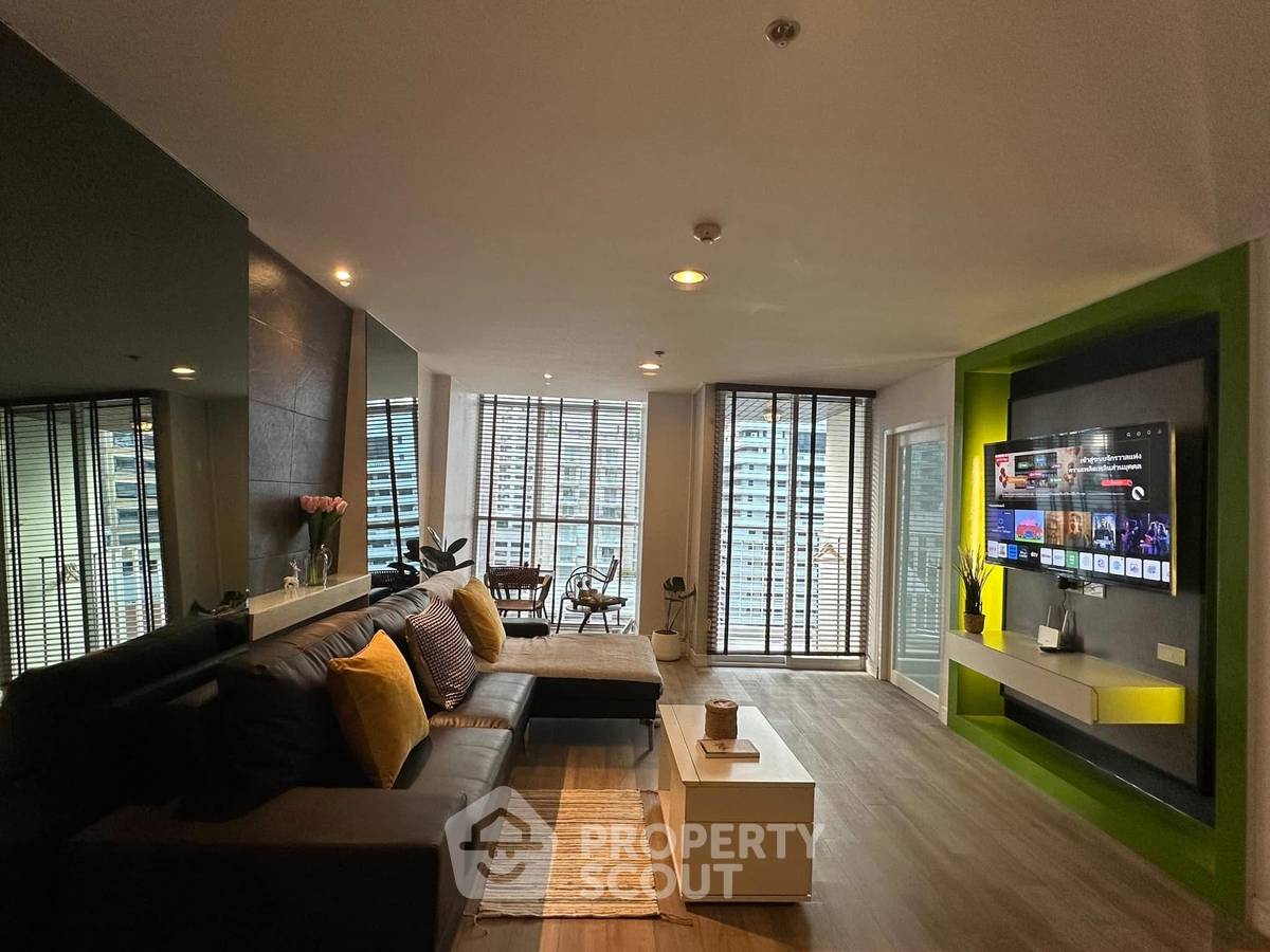 รูป คอนโด 2-ห้องนอน ที่ เออร์บานา หลังสวน คอนโดมิเนียม ใกล้ BTS ราชดำริ (ID 2023448) - รูปที่ 1/31
