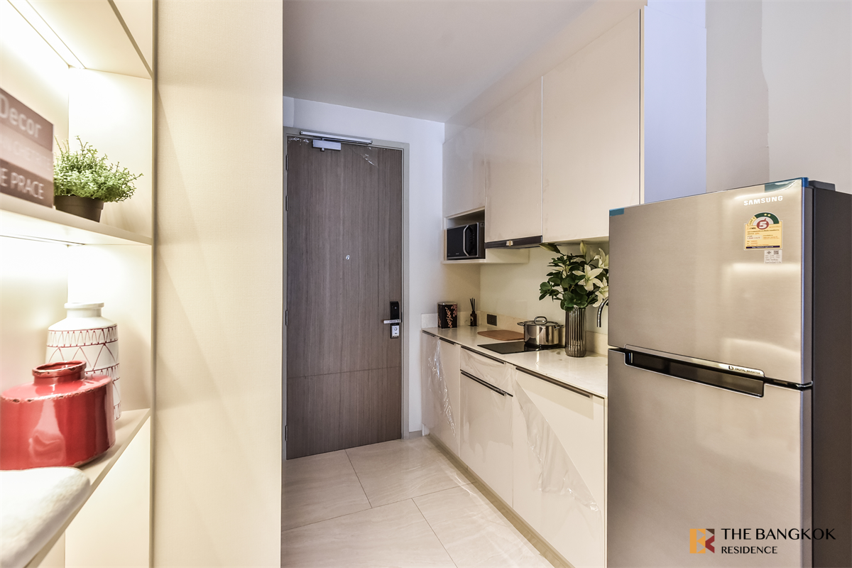 picture Ashton Silom near BTS Chong Nonsi Easy Travel, Fully Utilized Space - 9/10