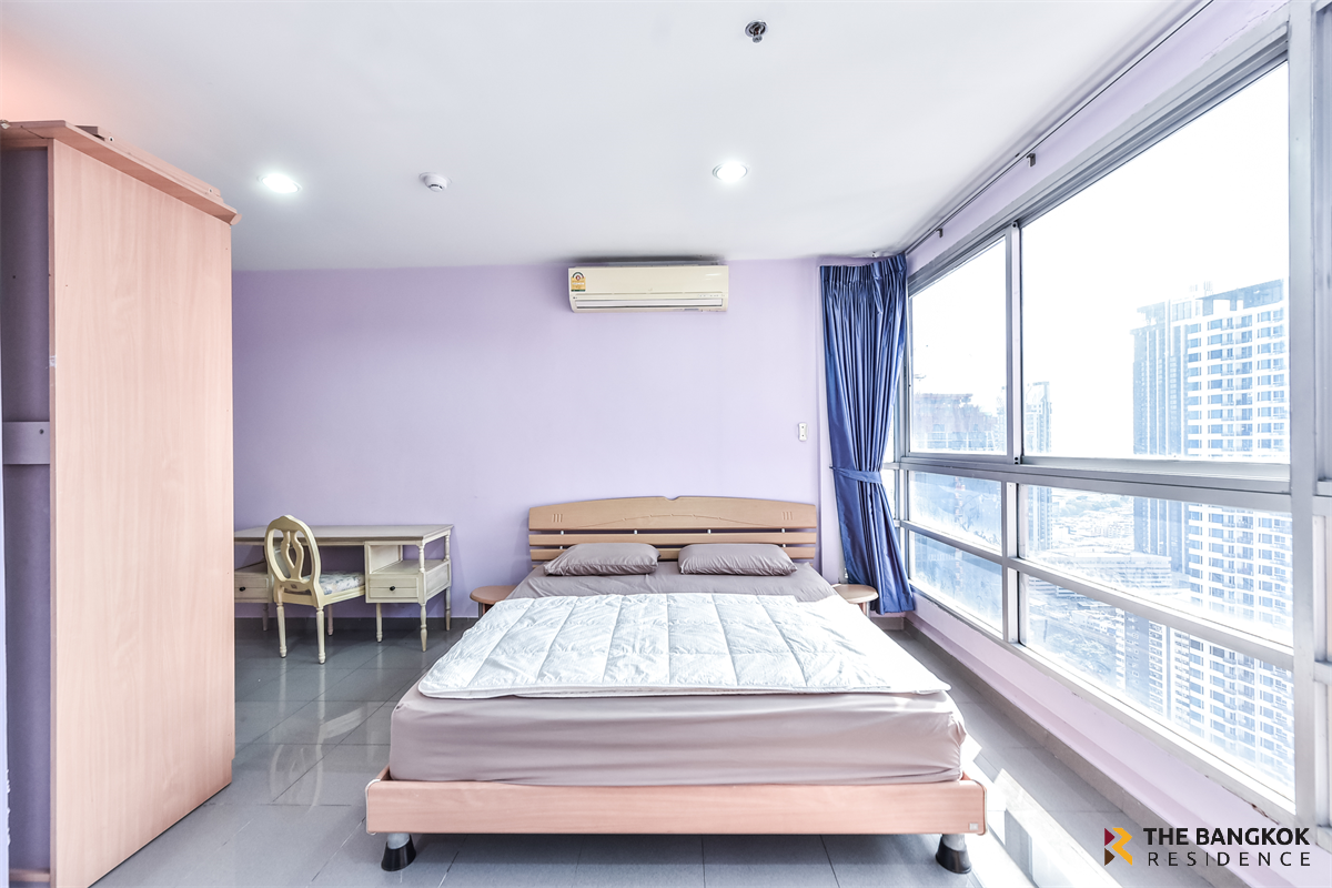 picture Pathumwan Resort Luxury Condo at Special Price near Airport Rail Link Phaya Thai Station - 5/10