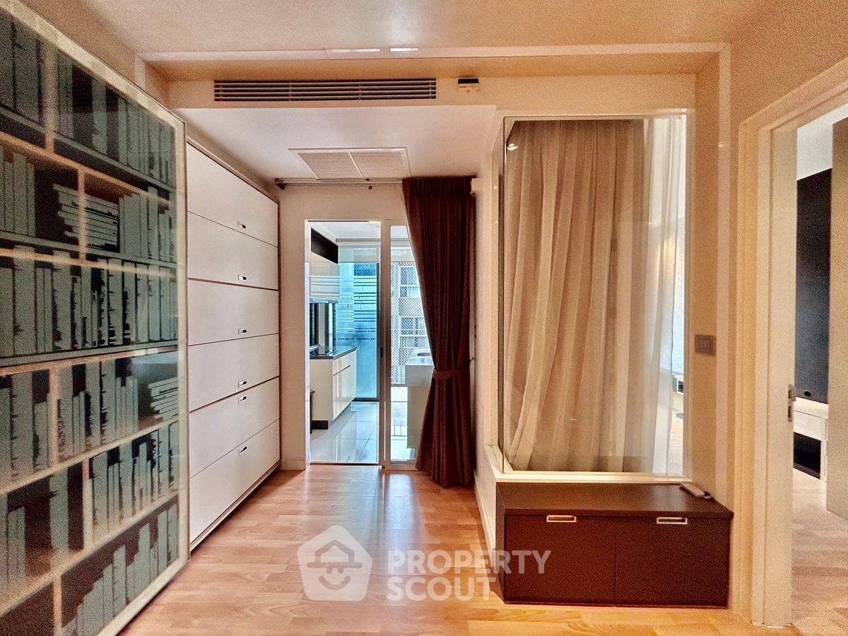 รูป คอนโด 1-ห้องนอน ที่ เดอะ รูม สุขุมวิท 62 ใกล้ BTS ปุณณวิถี (ID 2098134) - รูปที่ 3/24