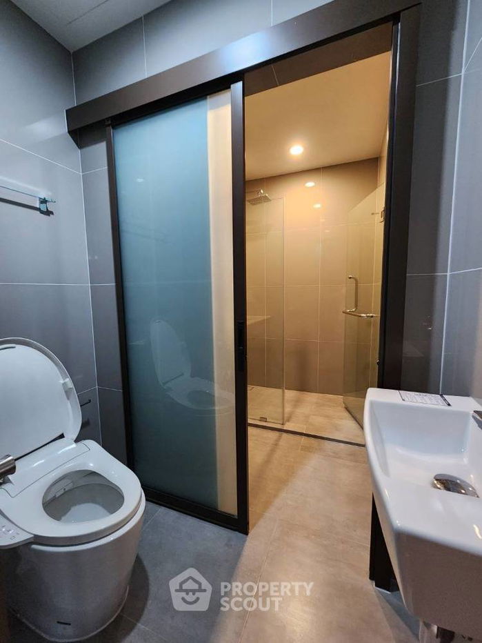 picture 2-BR Condo at Ideo Mobi Asoke near MRT Phetchaburi (ID 1429940) - 24/58