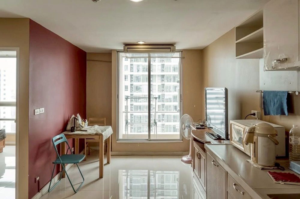 picture 🔥 For Sale !!🔥 Code C20250700016..........Baan Pathumwan, 2 bedroom, 1 bathroom, North Facing, high floor 21++, furnished, Special Deal!!📣📣 - 5/8