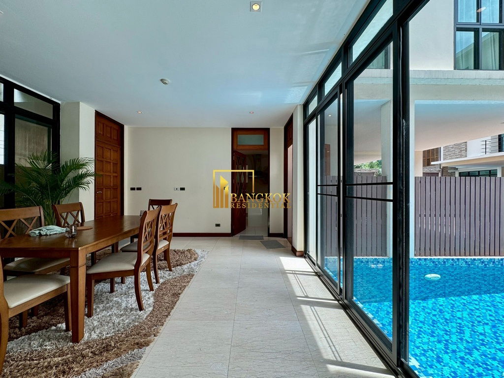 รูป EM Villa - 3 Storey 4 Bedroom House With Pool in Phrom Phong - BR7508SH - รูปที่ 8/60