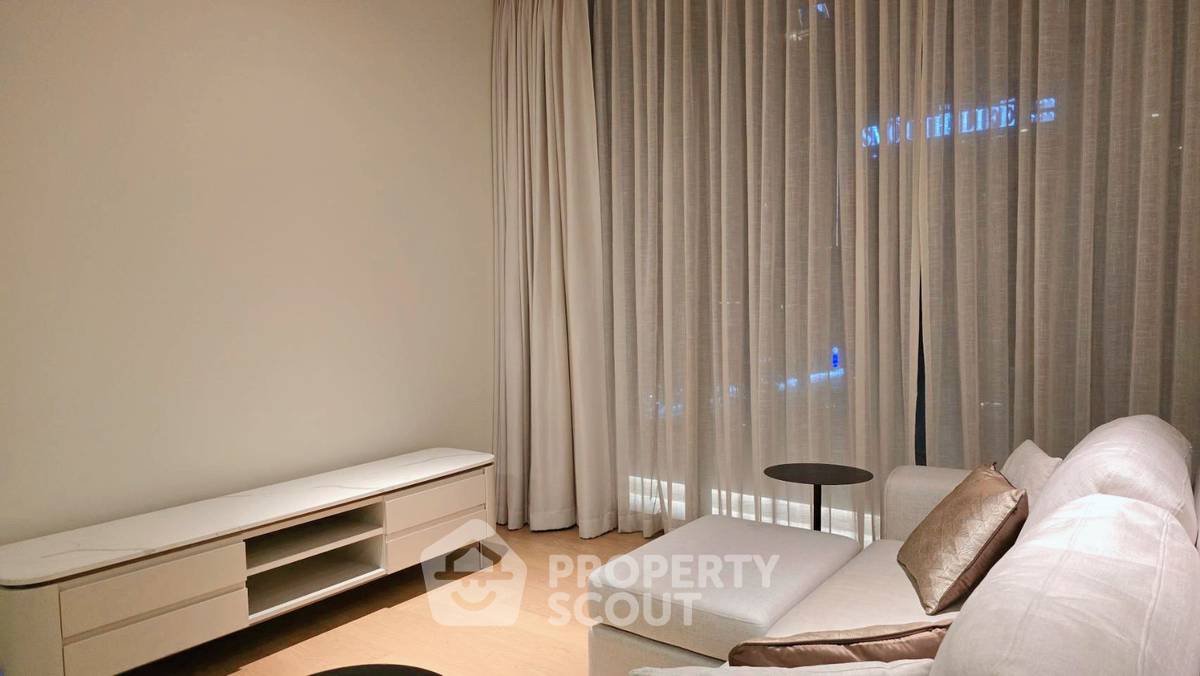 รูป คอนโด 1-ห้องนอน ที่ ศาลาแดง วัน ใกล้ MRT สีลม (ID 2142352) - รูปที่ 5/14