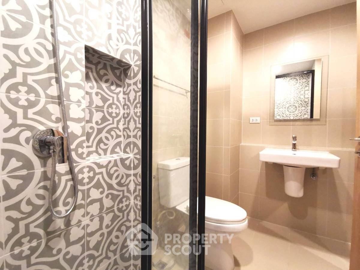 picture 1-BR Condo at La Habana Hua Hin close to Vana Nava Water Jungle (ID 1045474) - 9/11