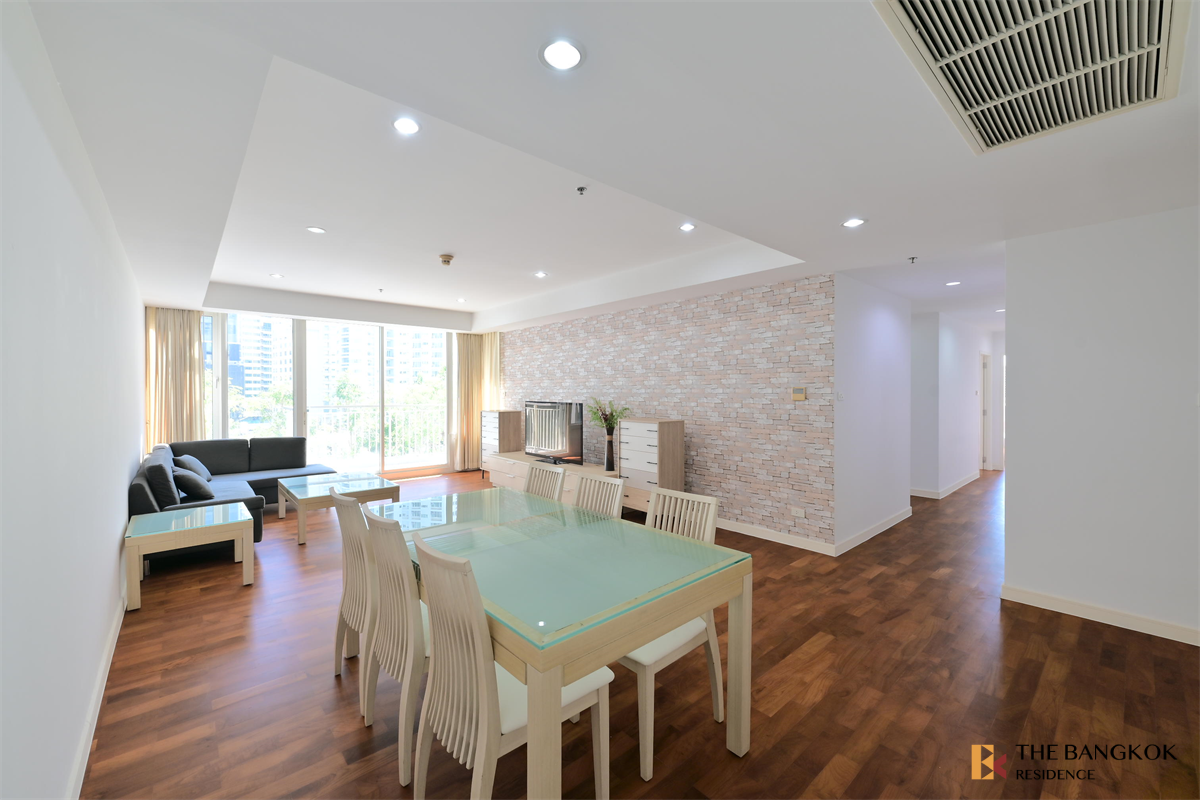 รูป บ้านสิริทเวนตี้โฟร์  สะดวกสบายกับไลฟ์สไตล์สุด Luxury - รูปที่ 2/10