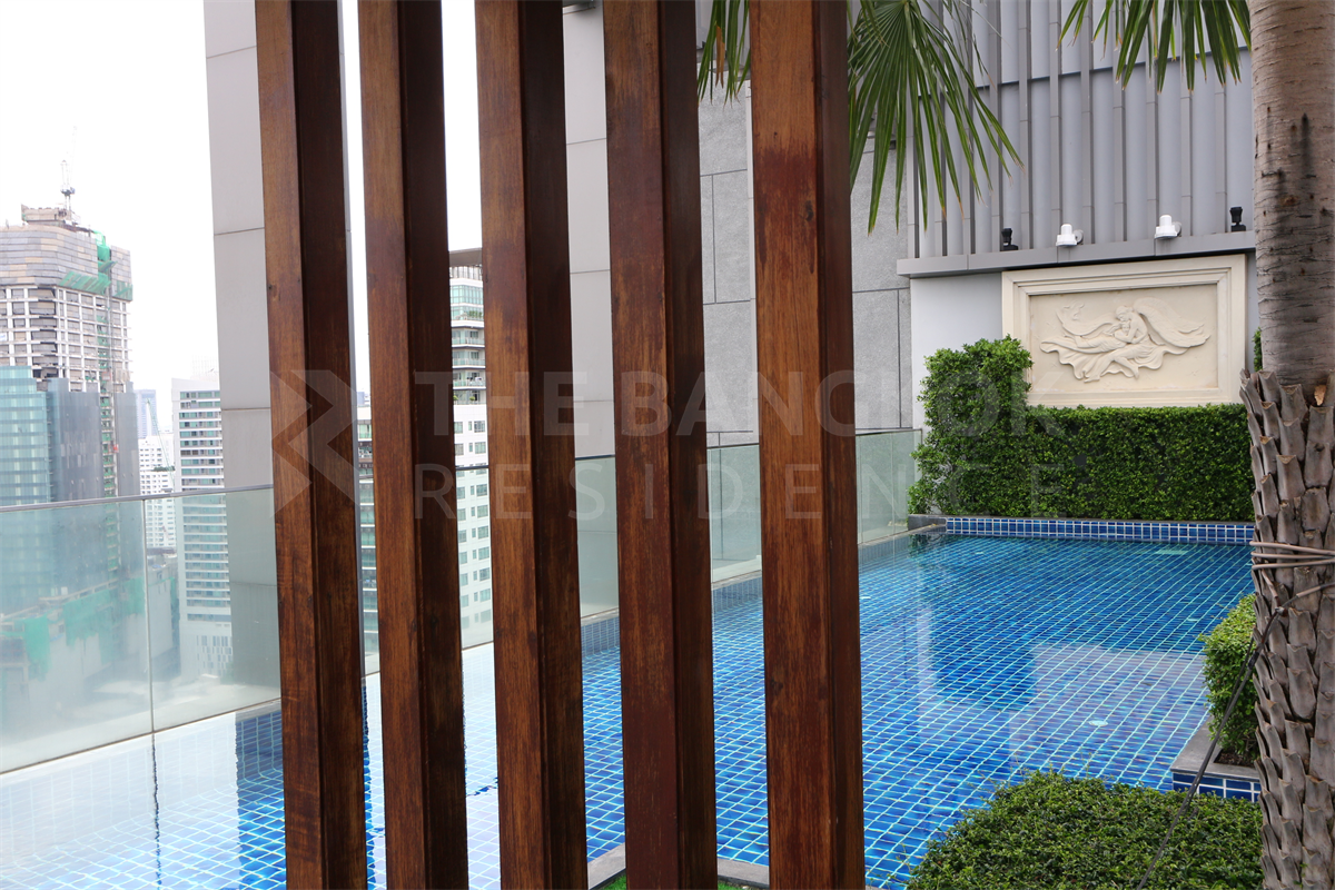 picture The Address Sukhumvit 28 Luxury Unit, Ready for You Without the Wait near BTS Phrom Phong - 2/9