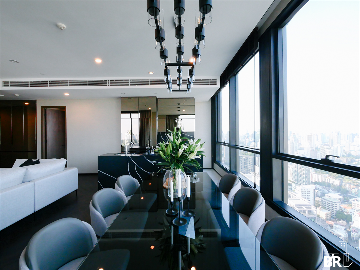 picture The Esse Sukhumvit 36  Luxury Condo in Central City Location - 9/10