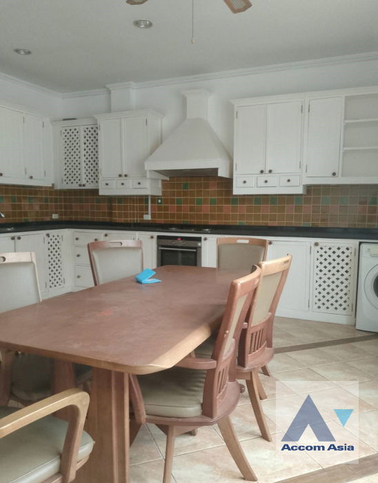 picture 🔼🔽 AccomA 📩  3 BR Townhouse @Fantasia Villa 2 (AA32082) - 2/20