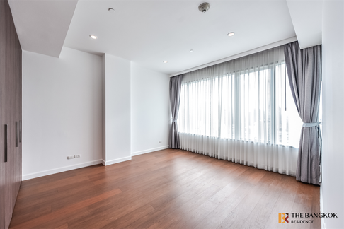 185 Rajadamri near BTS Ratchadamri Ultimate Luxury Lifestyle with Convenience