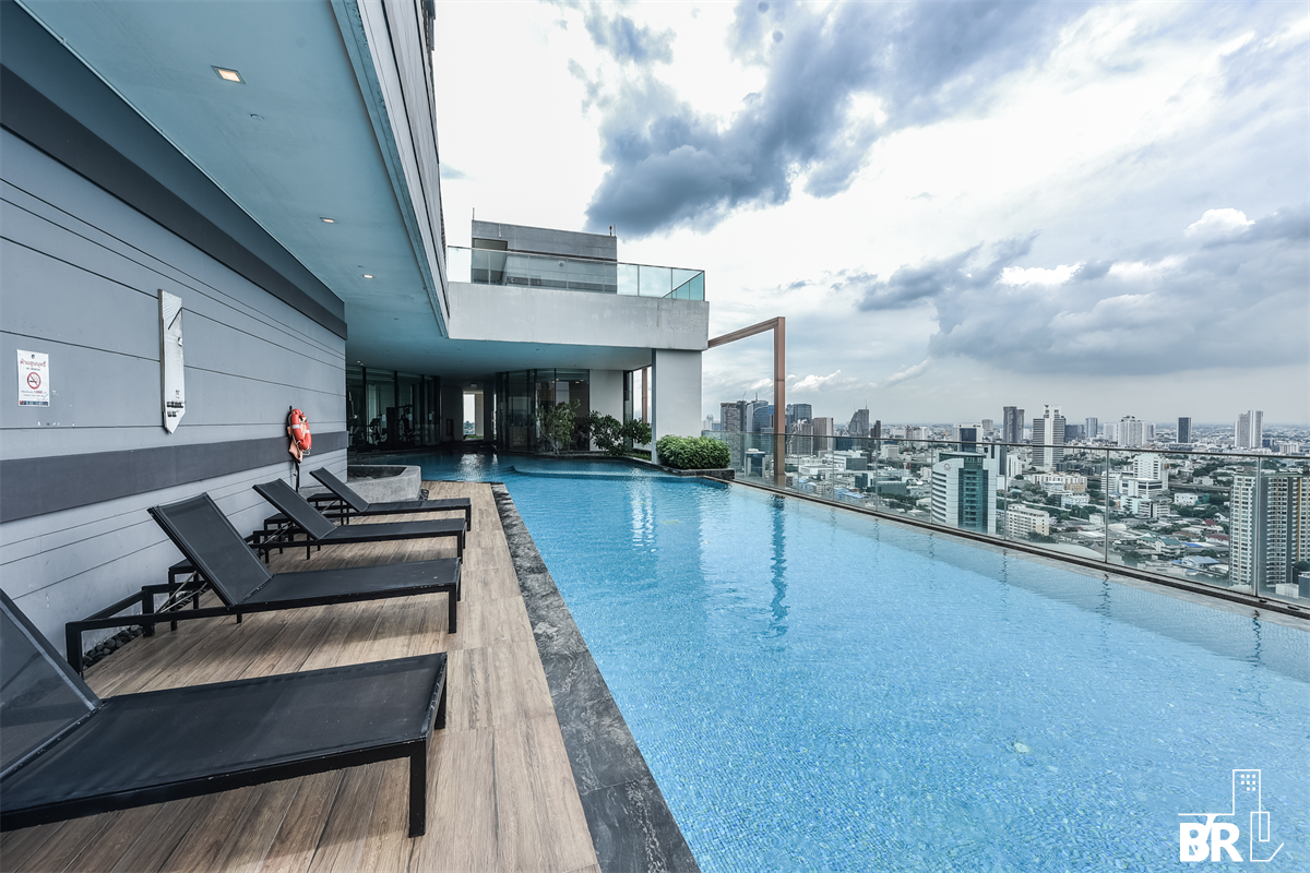 picture M Jatujak The Privilege of Luxury in an Economic Hub Location near BTS Saphan Khwai - 2/9