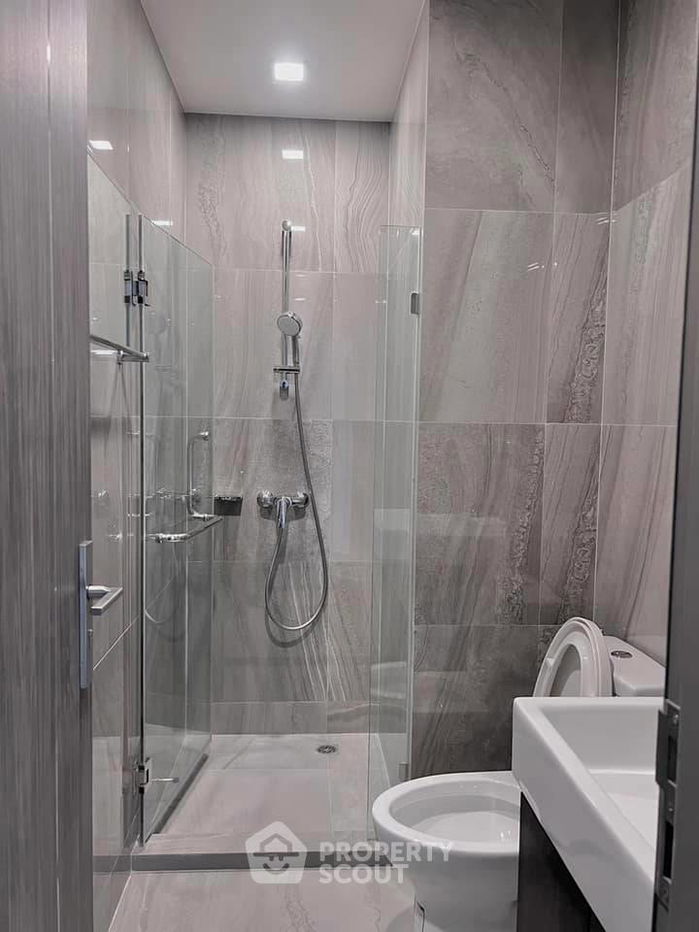 picture 2-BR Condo at Q Prasarnmit near MRT Phetchaburi (ID 1589427) - 8/11