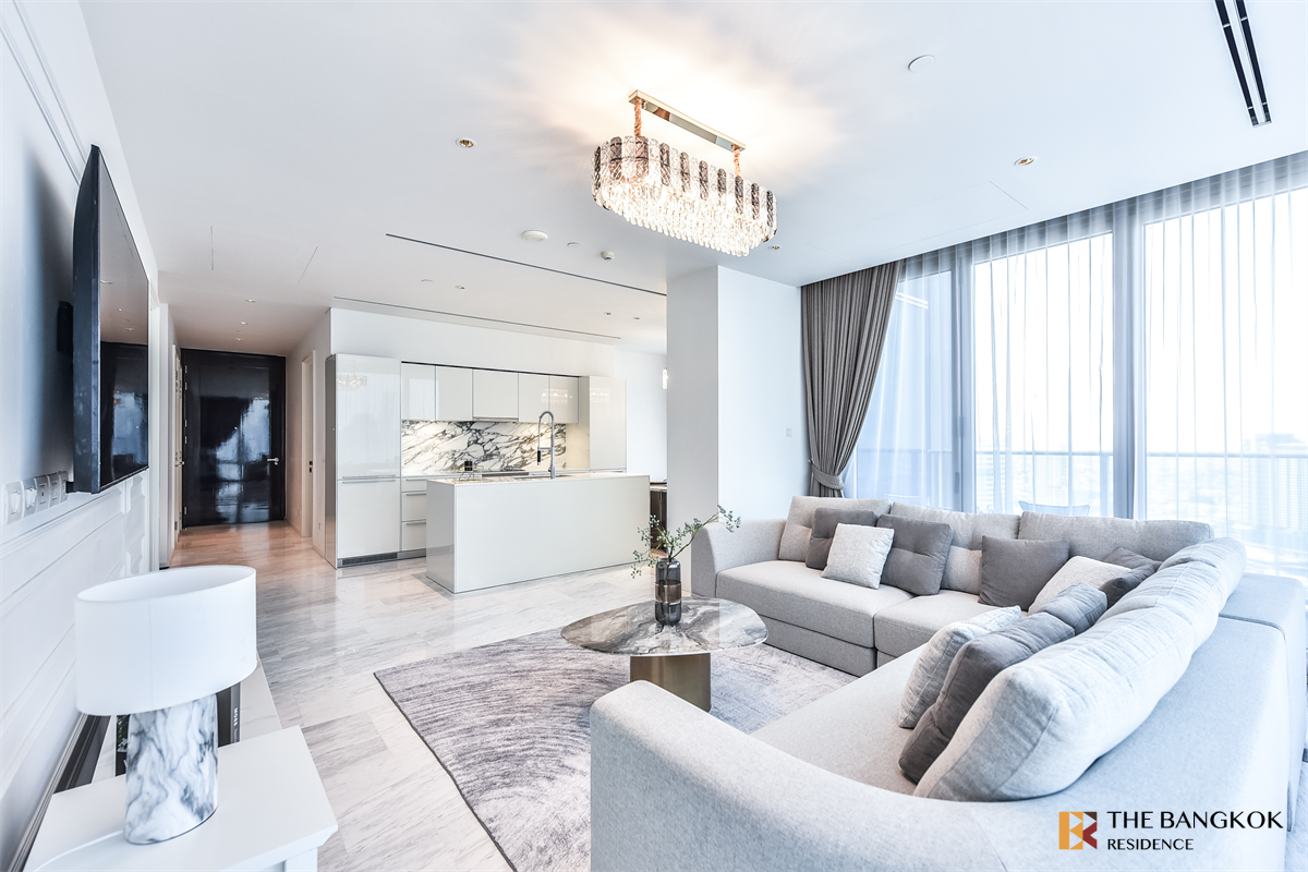 picture Luxury Condo in Central City Location Four Seasons Private Residences - 5/10