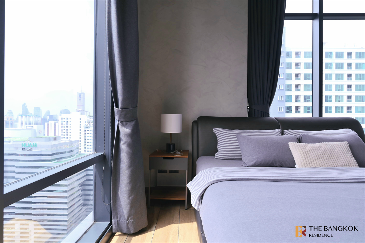 picture Ultimate Luxury Lifestyle with Convenience The Lofts Asoke near MRT Phetchaburi Station - 8/10