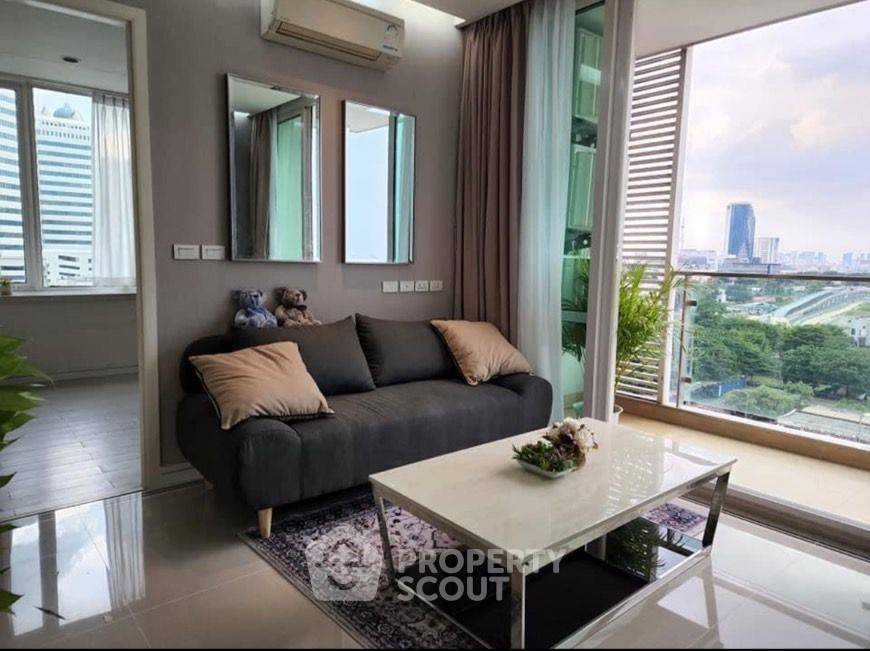 picture 2-BR Condo at T.c. Green Rama 9 near MRT Phra Ram 9 (ID 565761) - 1/8