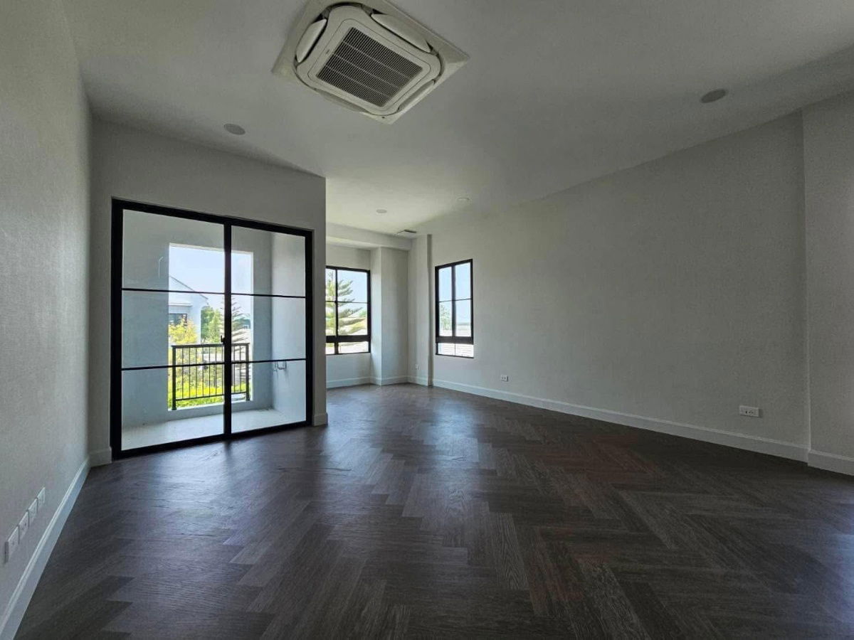 picture Single house for rent, very luxurious  Nantawan project NANTAWAN Pinklao-Kanchana Super luxury 2 floors  Spacious area  - 22/23
