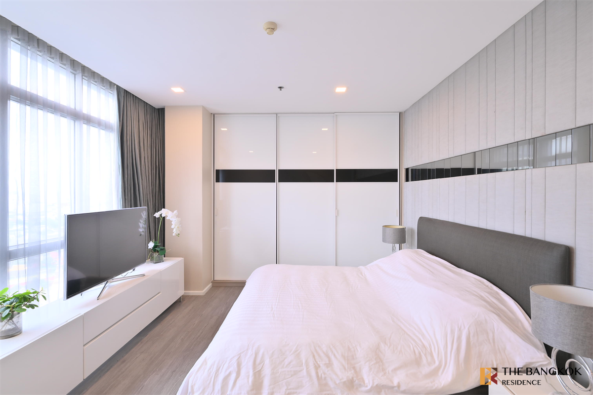 picture Nusasiri Grand Condo near BTS Ekkamai The Privilege of Luxury in an Economic Hub Location - 5/10