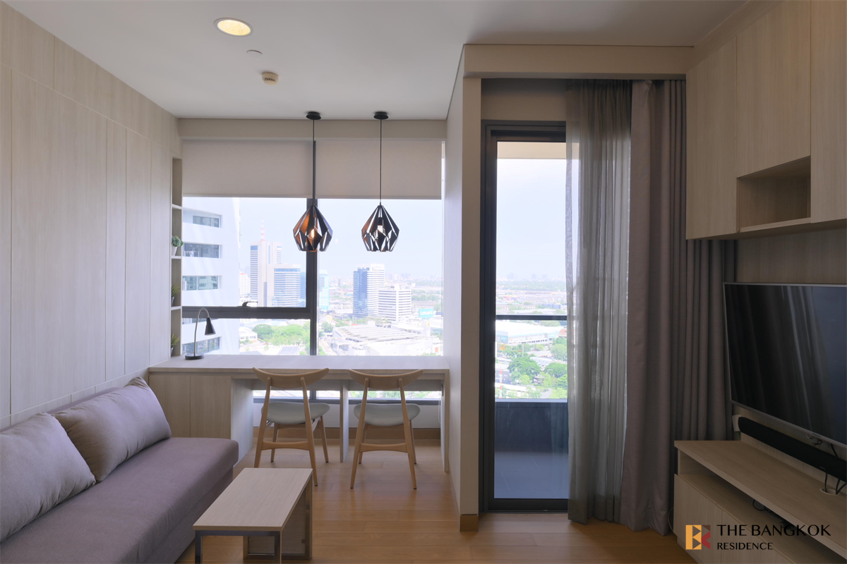 picture The Lumpini 24 Luxury Unit, Ready for You Without the Wait - 1/10