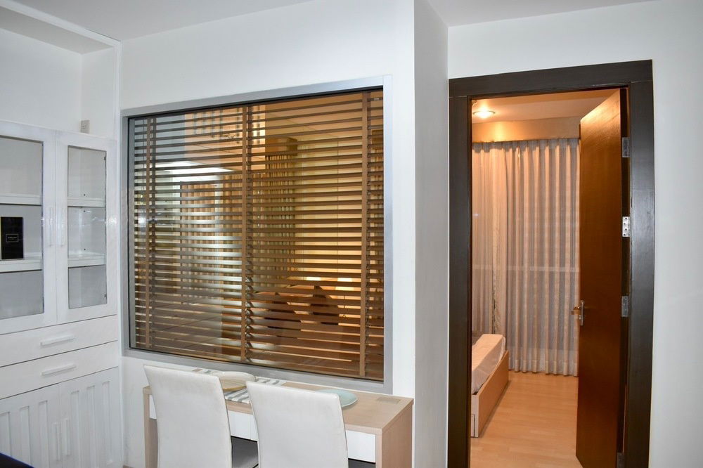 picture 🔥 Sale with tenant !!🔥 Code C20231100483..........Rhythm Ratchada, 1 bedroom, 1 bathroom, North Facing, furnished, SELL AT LOSS!!📣📣 - 4/10