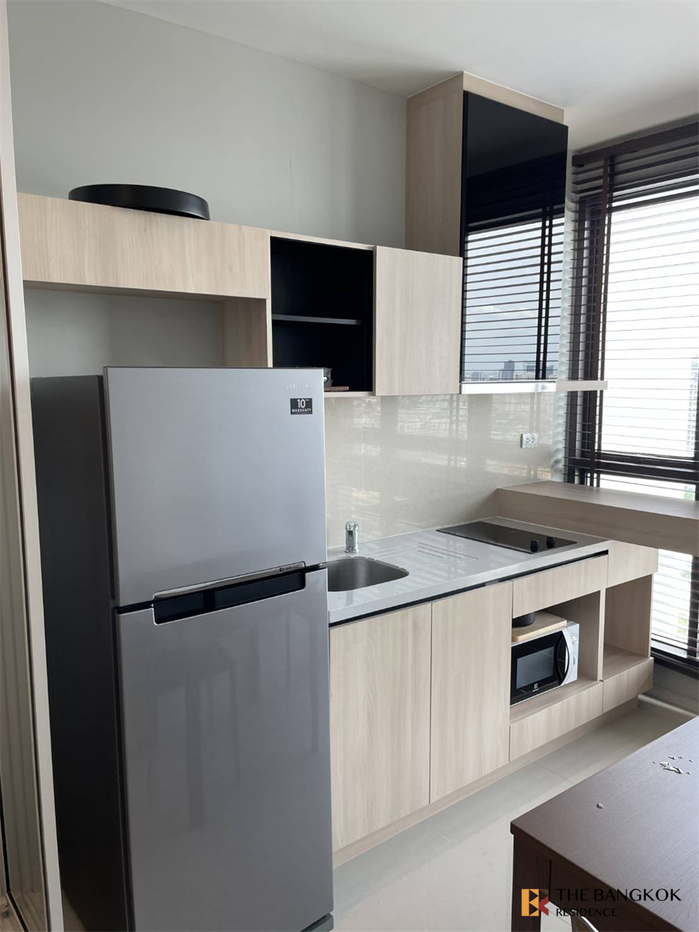 picture RHYTHM Sukhumvit 44/1 Condo in CBD, Below Market Price near BTS Phra Khanong - 3/10