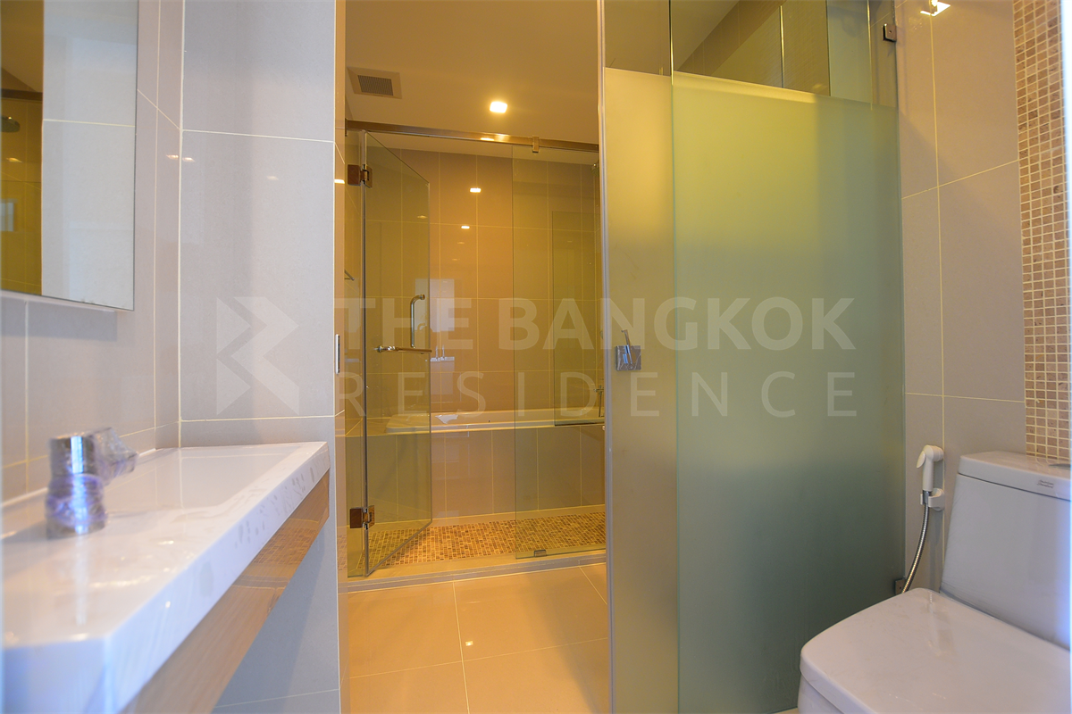 picture Live the Luxury Style in a High-potential Location Q Asoke near MRT Phetchaburi Station - 7/10