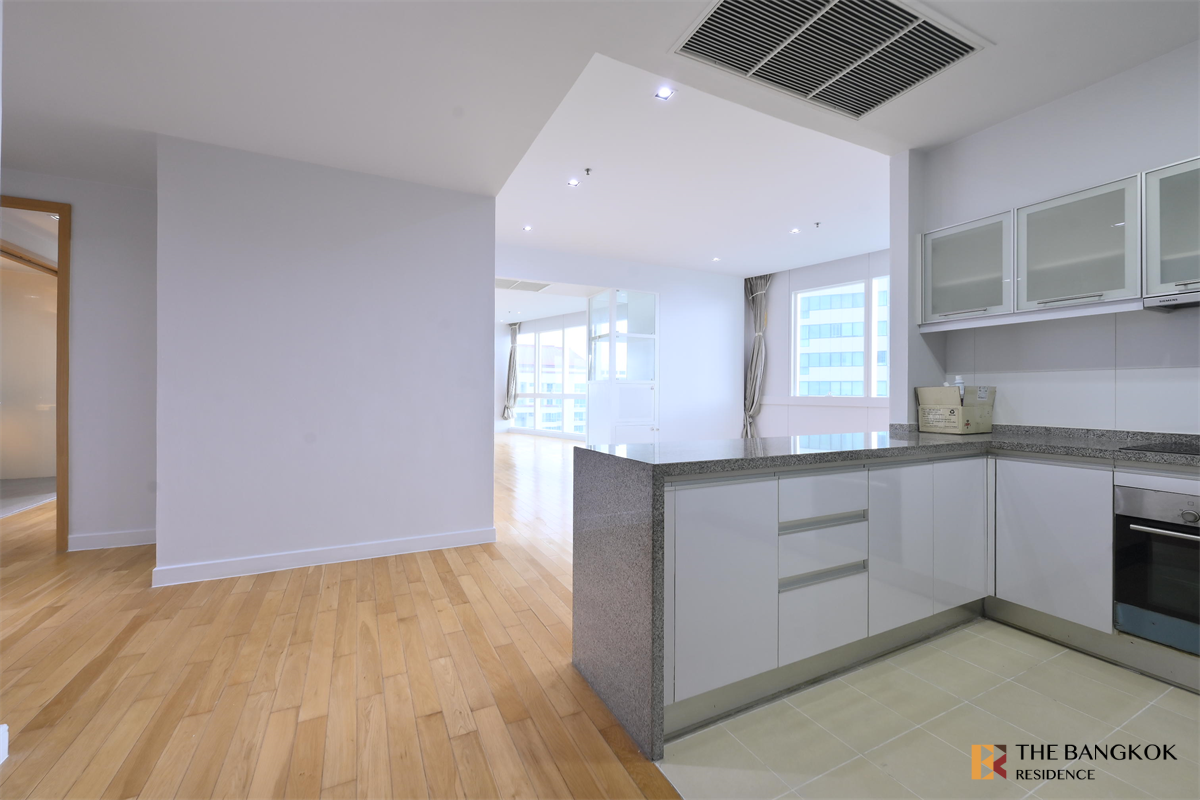 picture Millennium Residence Luxury Unit, Ready for You Without the Wait - 2/10