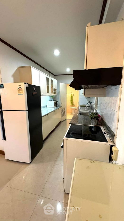 รูป คอนโด 1-ห้องนอน ที่ สราญใจ แมนชั่น คอนโดมิเนียม ใกล้ BTS นานา (ID 1541158) - รูปที่ 3/12