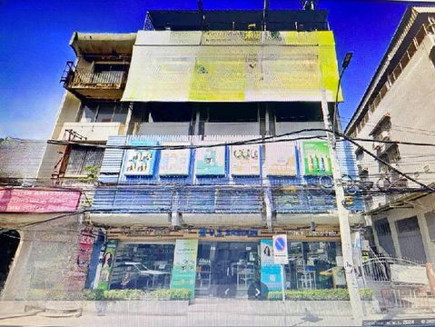 ติดถนนใหญ่ 8 นอน เหม่งจ๋าย MRT รามคำแหง12 500 ม. AIRBNB อาคารพาณิชย์ 3 คูหา 5 ชั้น ดาดฟ้า 60 ตร.วา.1,220 ตร.ม. 4 น้ำ