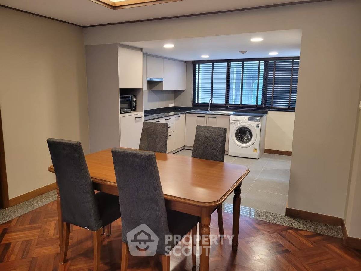 picture 2-BR Condo at United Tower Thong Lor near BTS Thong Lor (ID 2080024) - 5/23