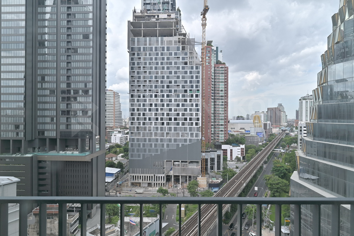 picture Siri At Sukhumvit Live the Luxury Style in a High-potential Location near BTS Thong Lo - 4/10