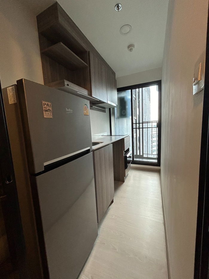 picture For Rent: Knightsbridge Phaholyothin Interchange Fully furnished with complete electrical appliances. Comfortable and move-in ready. - 2/11