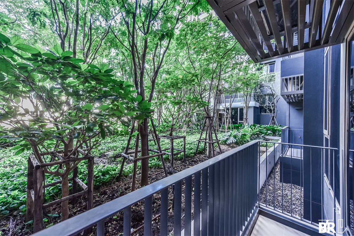 picture RHYTHM Charoenkrung Pavillion Ultimate Luxury Condo in Business District - 3/10