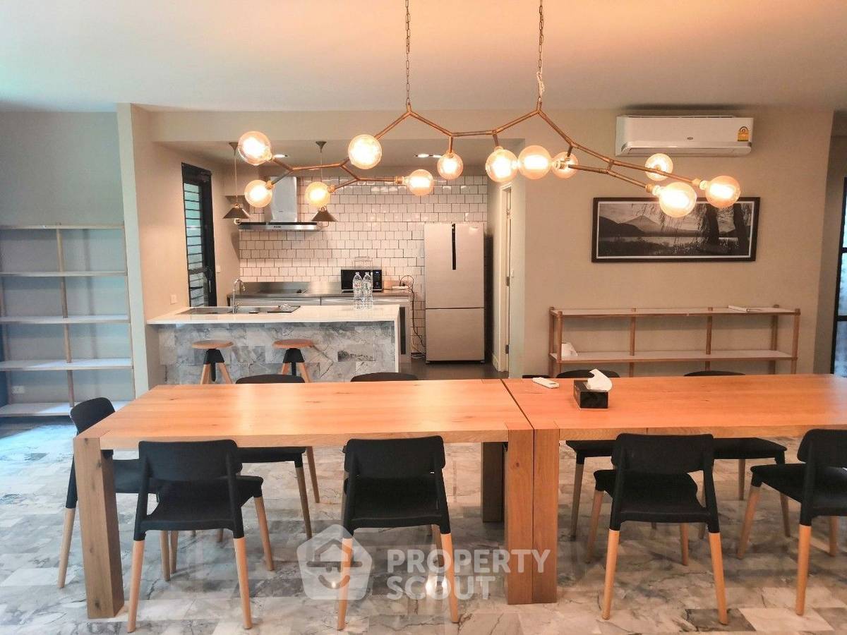 picture 4-BR Condo at Lily House Mansion near MRT Phetchaburi (ID 666419) - 2/18