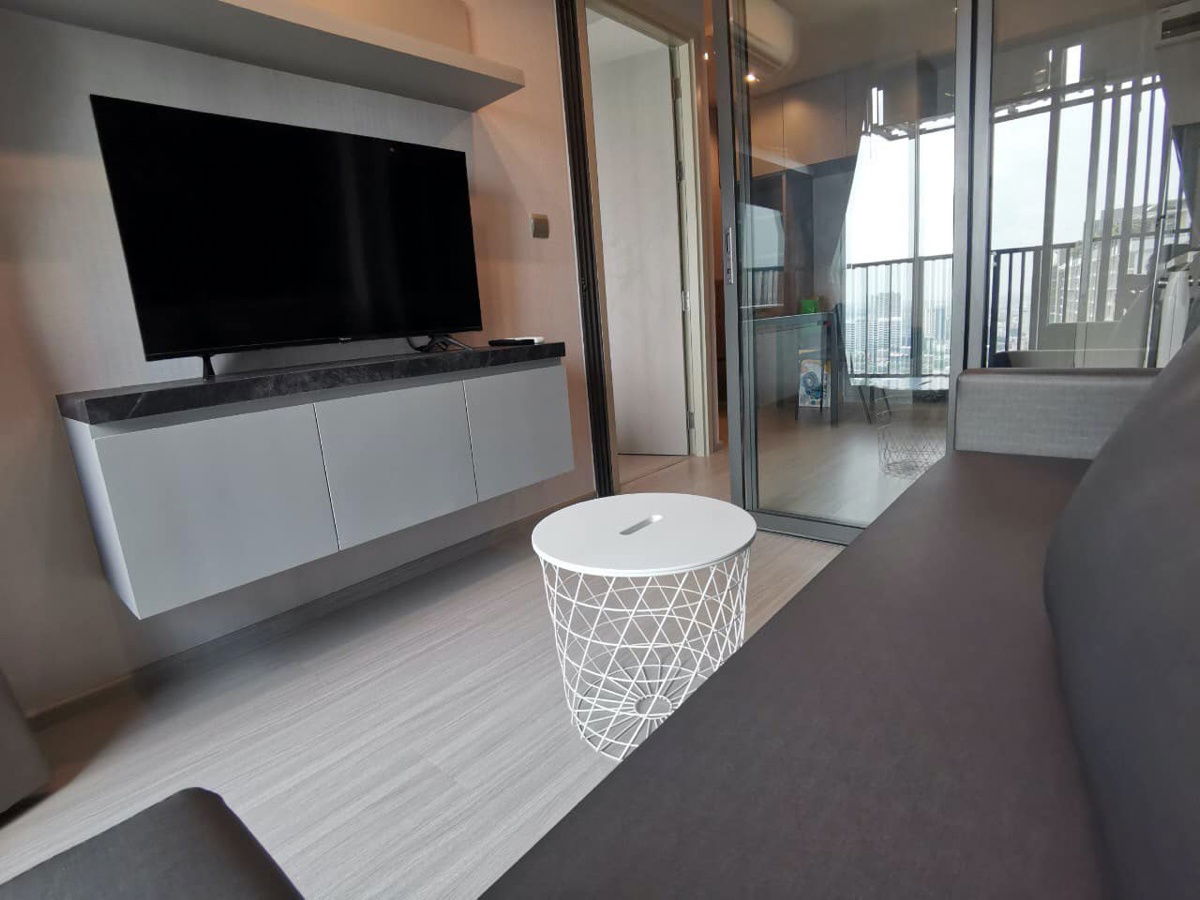 picture Life Ladprao ( S-LP136 ) For Rent - 10/22
