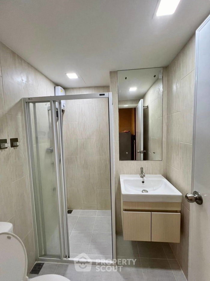 picture 1-BR Condo at Atmoz Ladprao 71 in Lat Phrao (ID 2208399) - 5/15