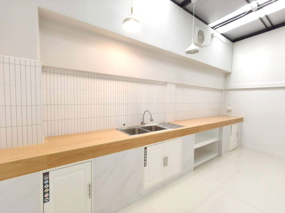 picture Townhouse For Sale Baan Manthien Soi Phetkasem 88/1 - 11/21