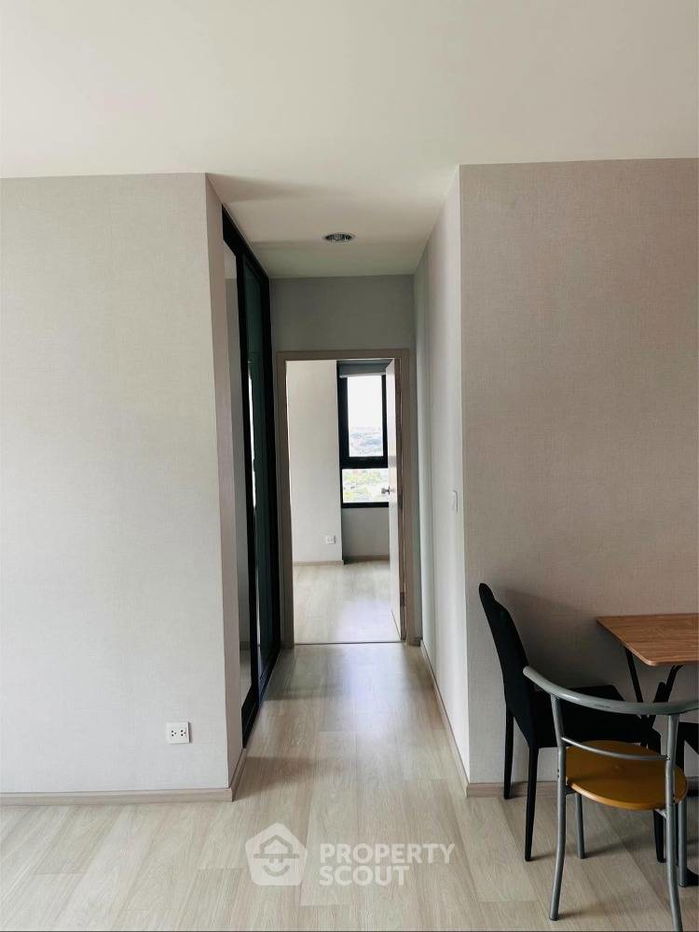 picture 2-BR Condo at Life Pinklao near MRT Bang Yi Khan (ID 1886237) - 4/16