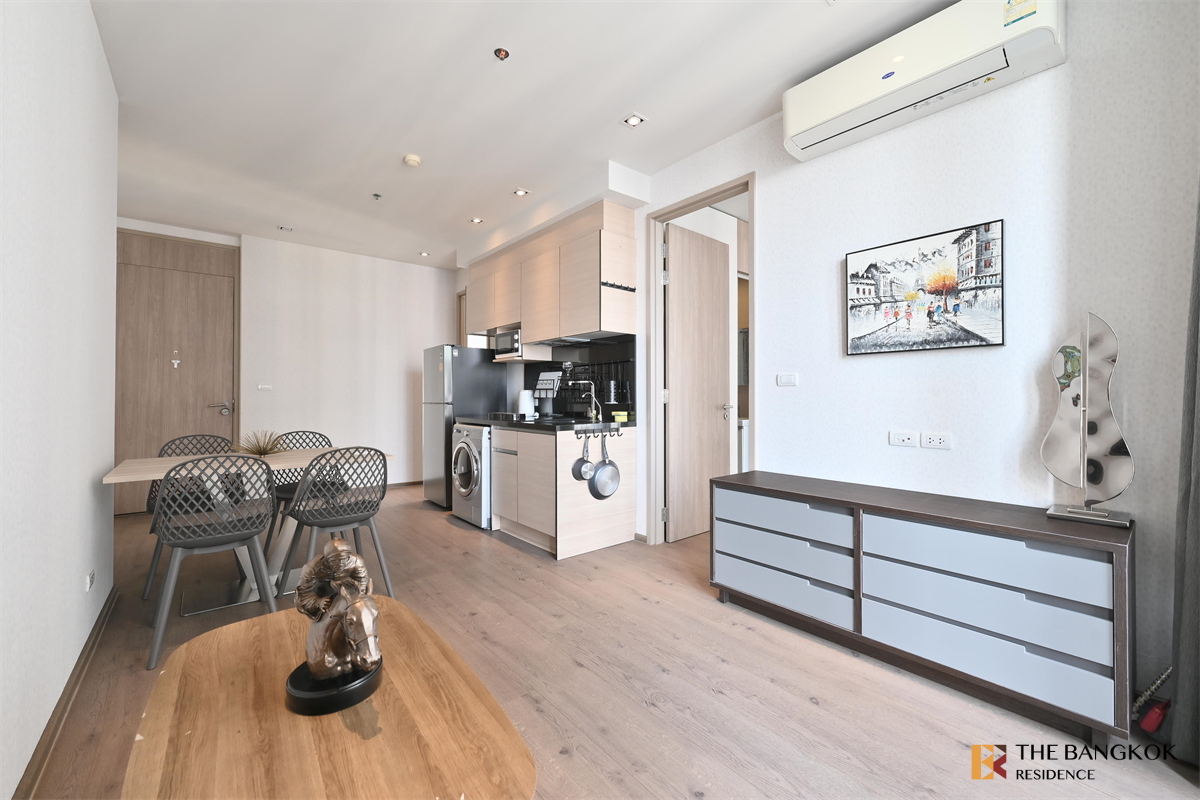 picture Park 24  Luxury Condo Ready to Move-in at the Best Location - 3/10