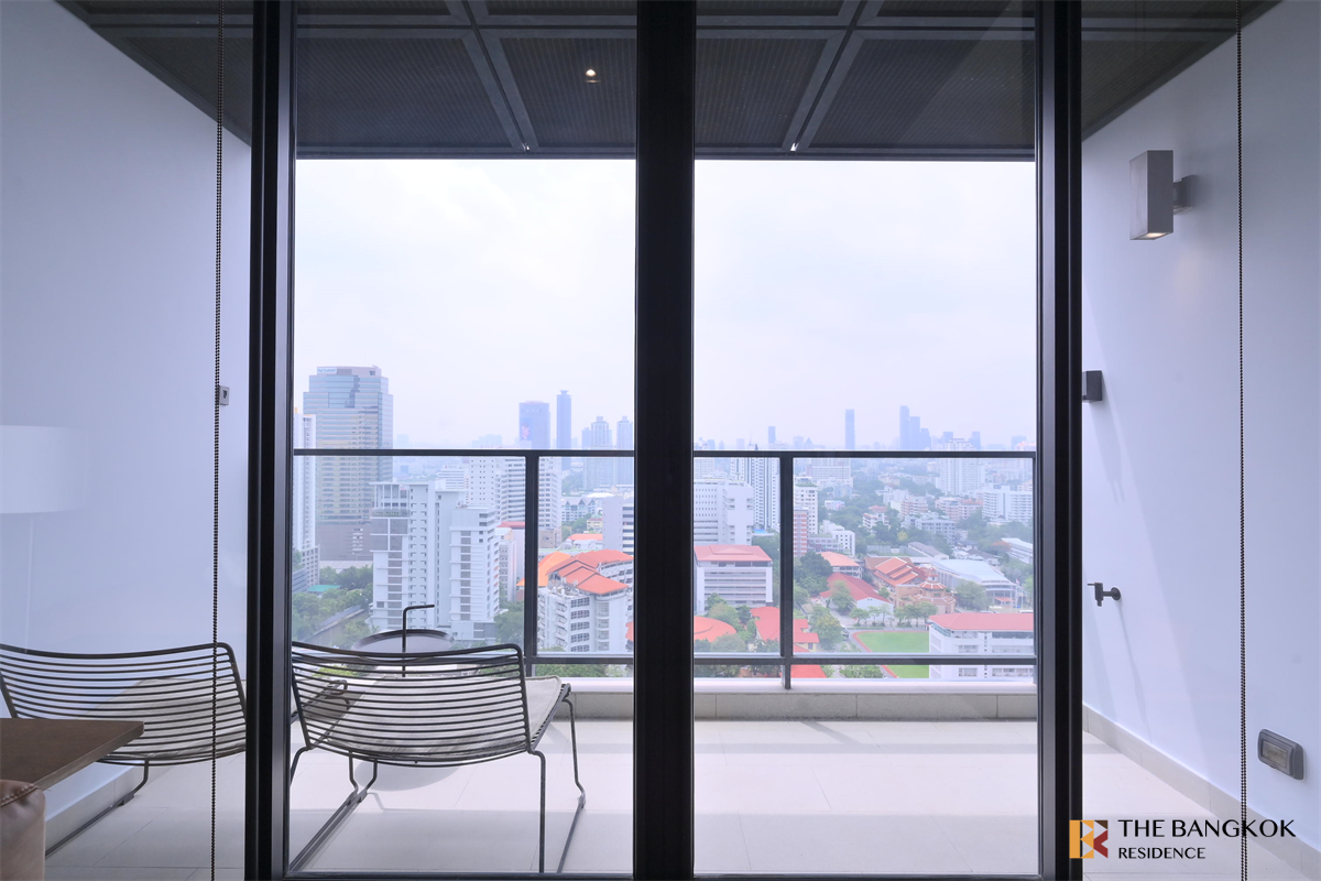 picture Ultimate Luxury Lifestyle with Convenience The Lofts Asoke near MRT Phetchaburi Station - 10/10