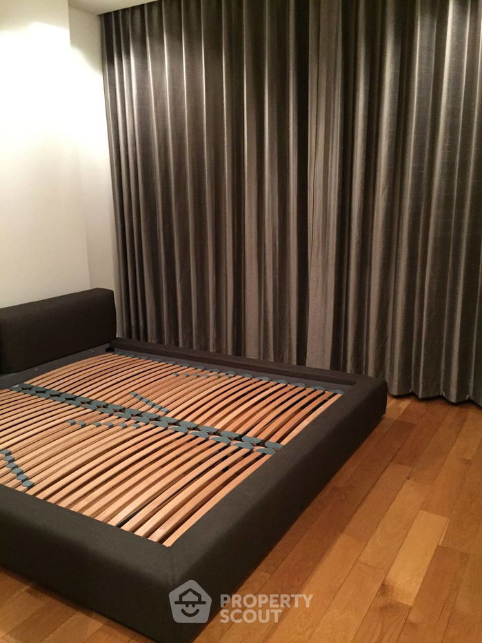 picture 2-BR Condo at The River Condominium near BTS Saphan Taksin (ID 514323) - 5/7