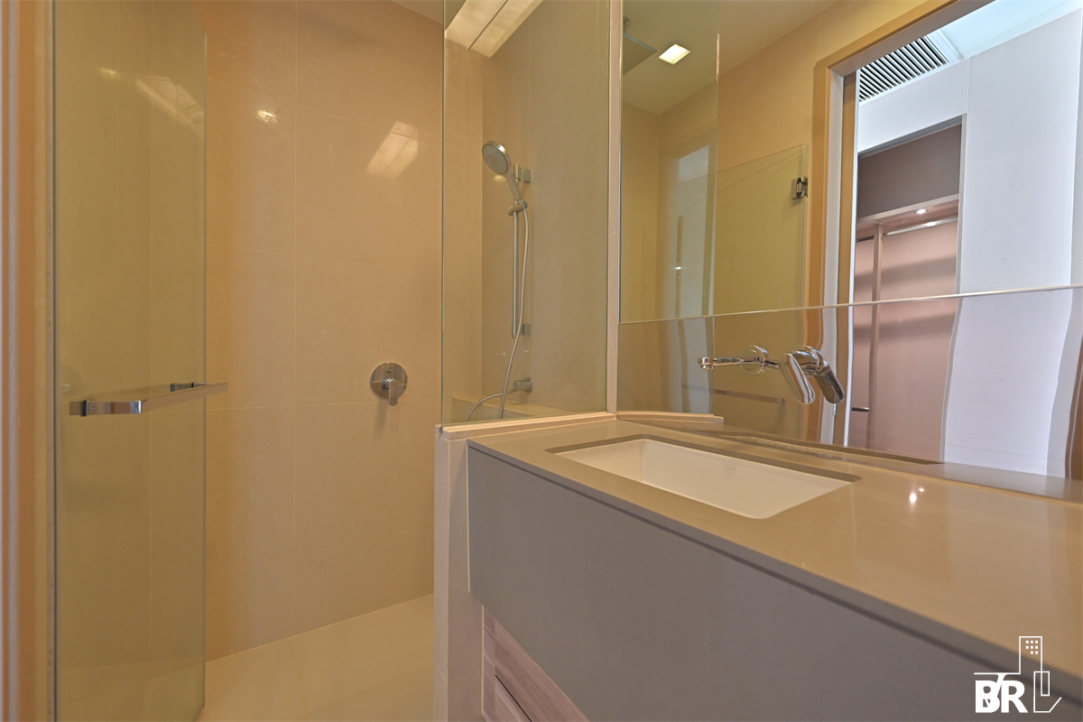 รูป ยูนิต Luxury หรูหราแบบไม่ต้องรอ ดิ เอส อโศก - รูปที่ 4/10
