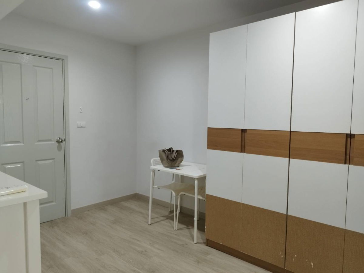 picture Condo for rent HI Lat Phrao 130, size 30 sqm., price 9,500 baht, call 0894282491, Line ID: jeabmona - 6/52