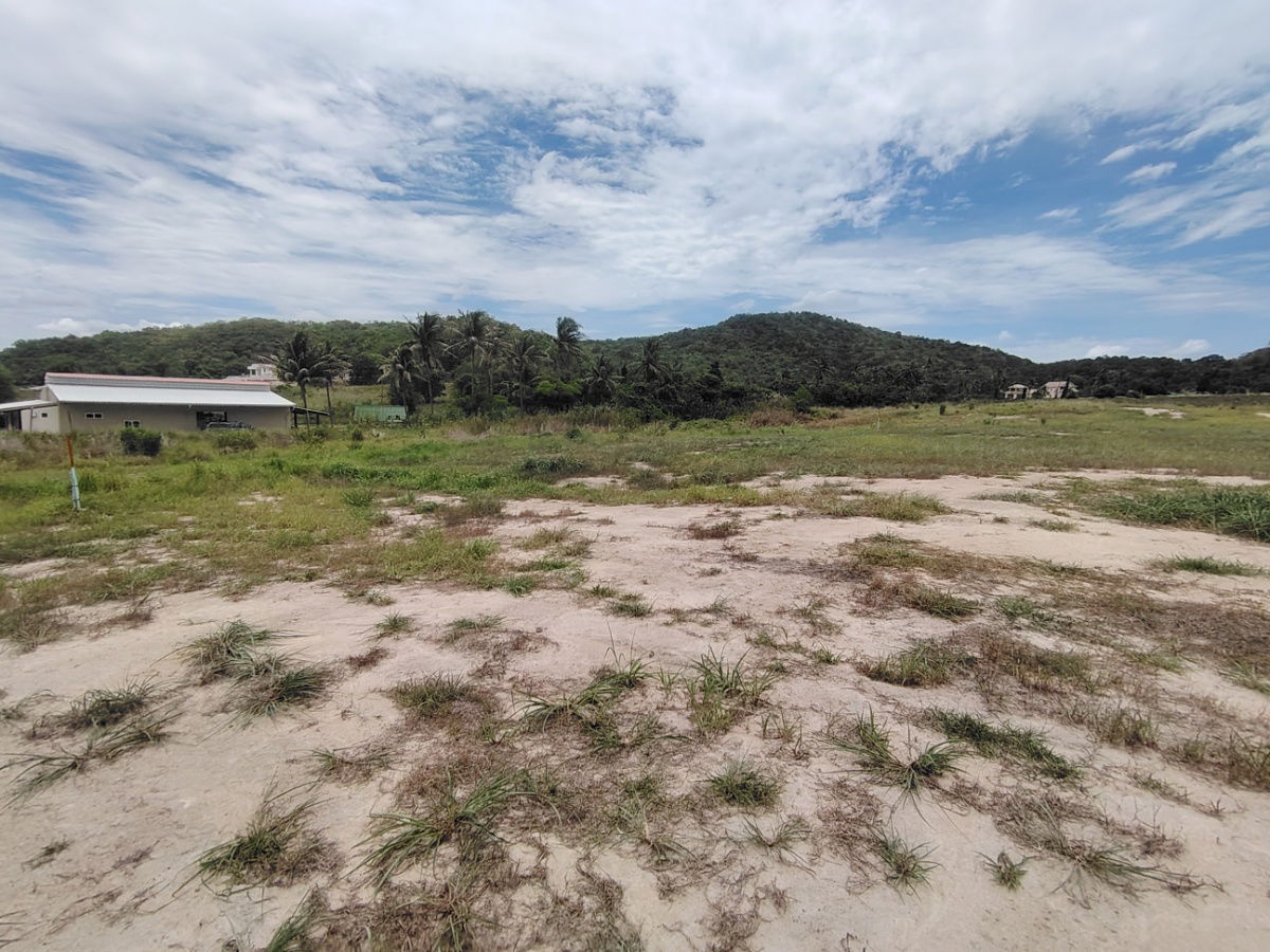 picture 1-0-0 Rai| Hot! Home Building Plot  Beautiful Area Near Pine Valley Golf - 4/14
