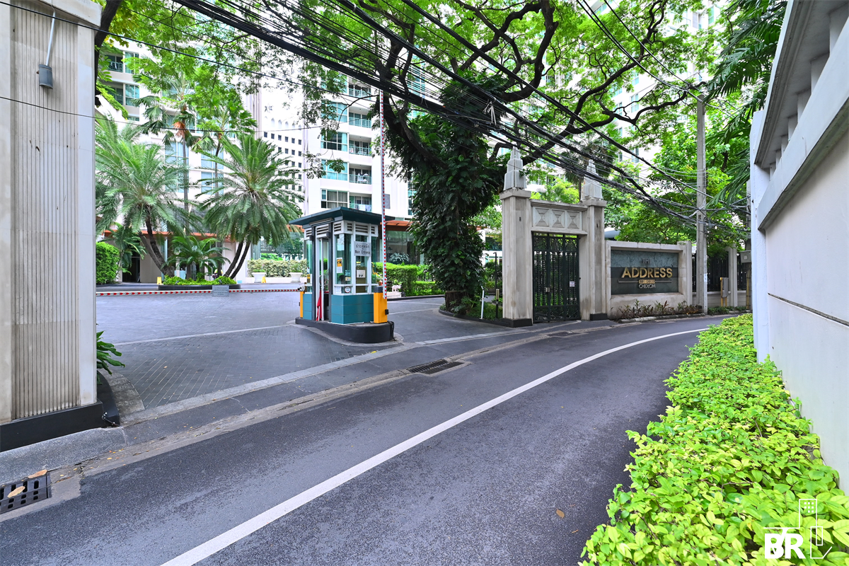 picture Ultimate Luxury Lifestyle with Convenience The Address Chidlom - 1/9