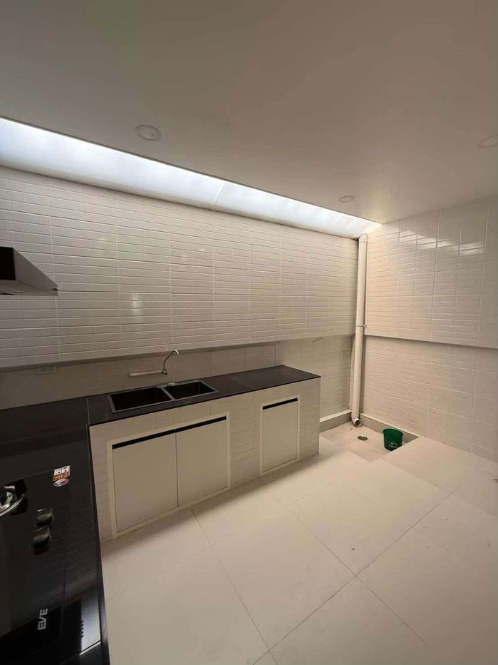 รูป ขายทาวน์เฮ้าส์สวย 2ชั้น  “Land&House” เนื้อที่: 18 ตรว. - รูปที่ 17/19