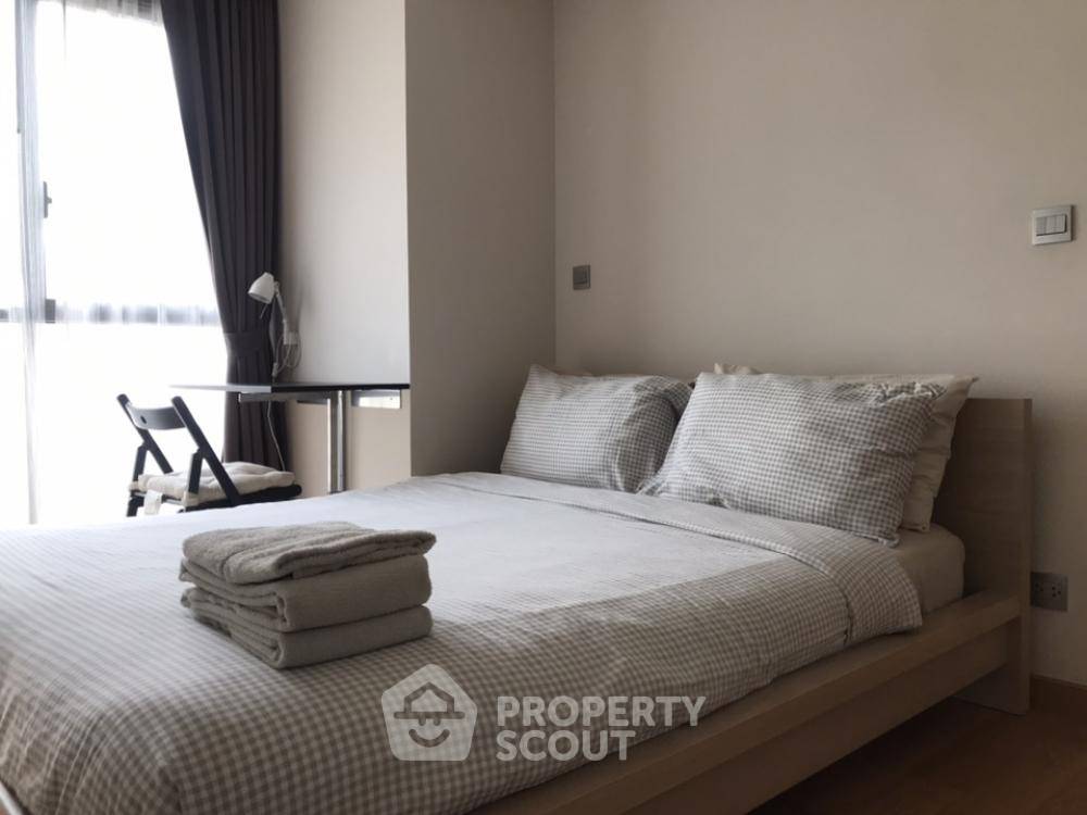 picture 1-BR Condo at Via Botani near BTS Phrom Phong (ID 383559) - 2/10